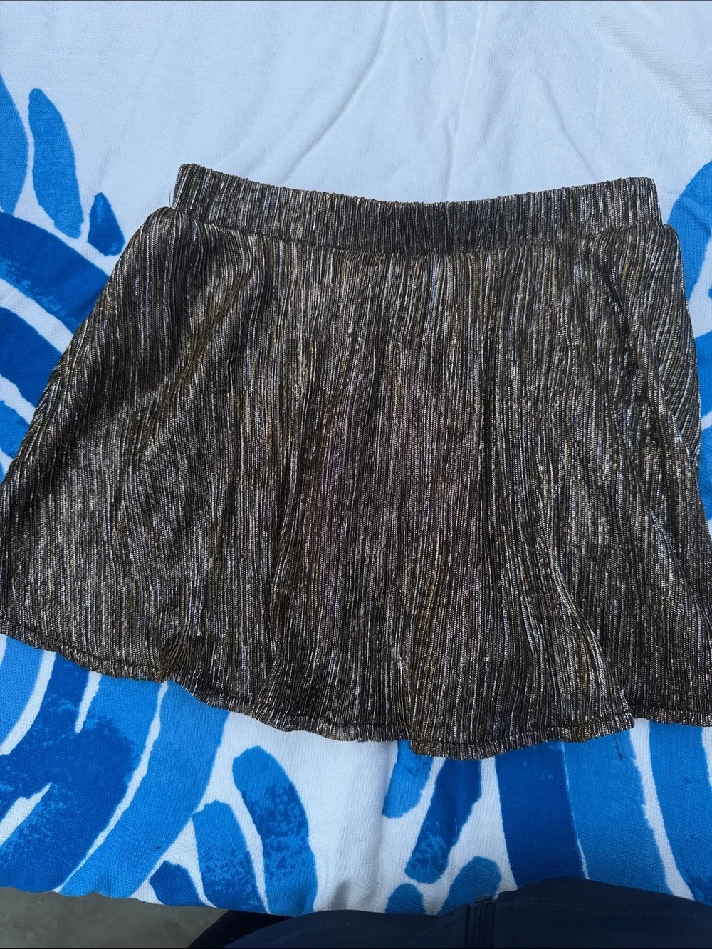 Cute Holiday GAP Black Skirt with Gold Metallic Trim…fun and festive